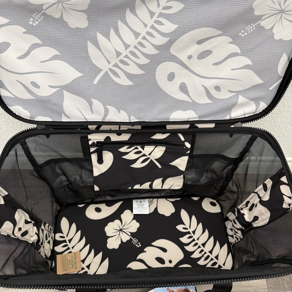 Aloha Collection - Picture 5 of 7